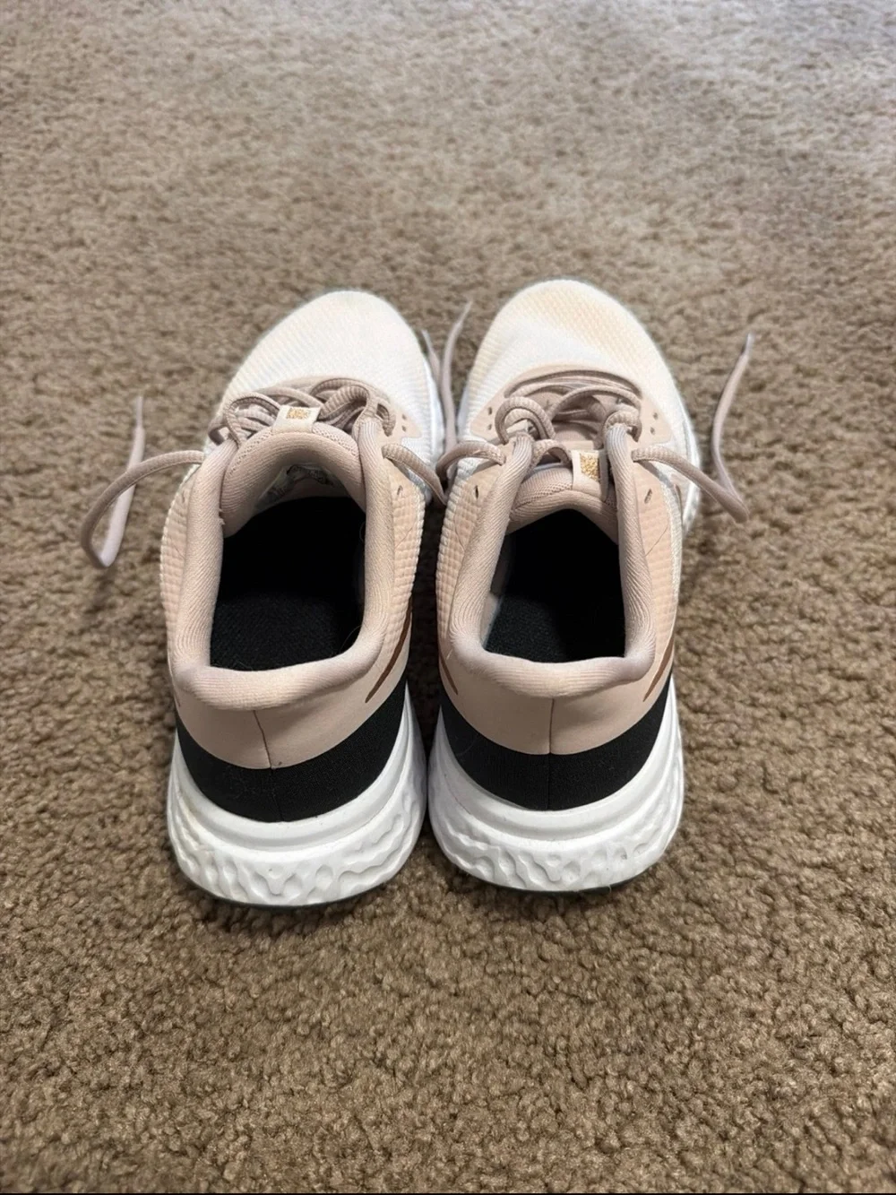 Women's Nike Revolution 5 Running Sneakers Pink
